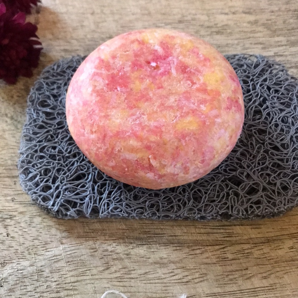 HIBISCUS&JASMINE Shampoo Bar/ Mountain Mom soap Co - Picture 3 of 6
